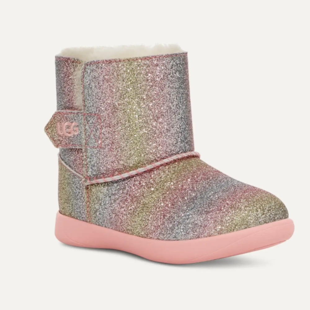 Ugg shoes kids size 9